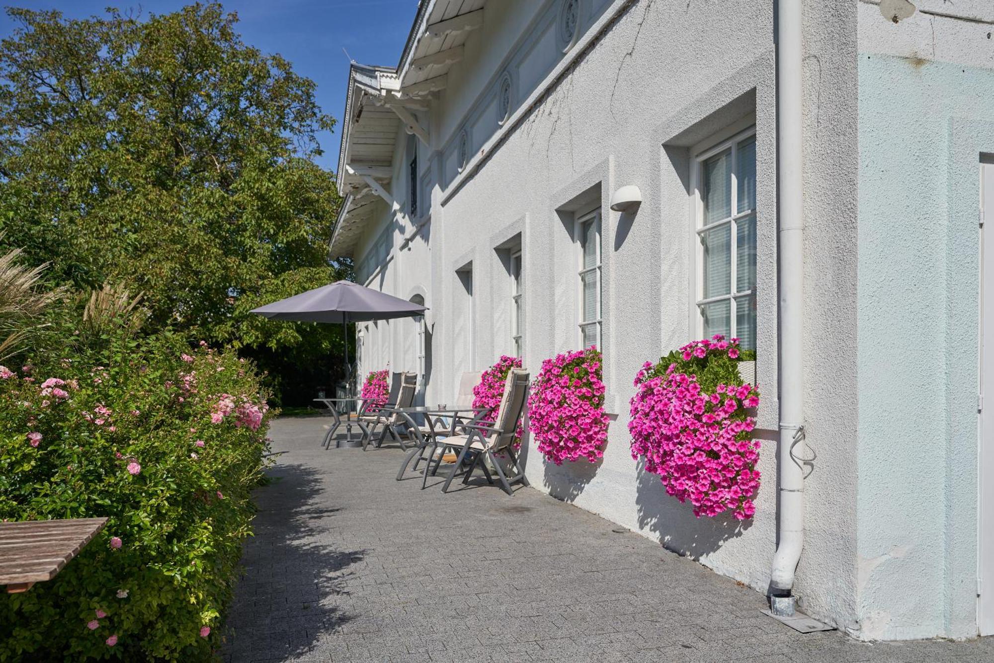 Big Apartment In Guesthouse Baden Luaran gambar