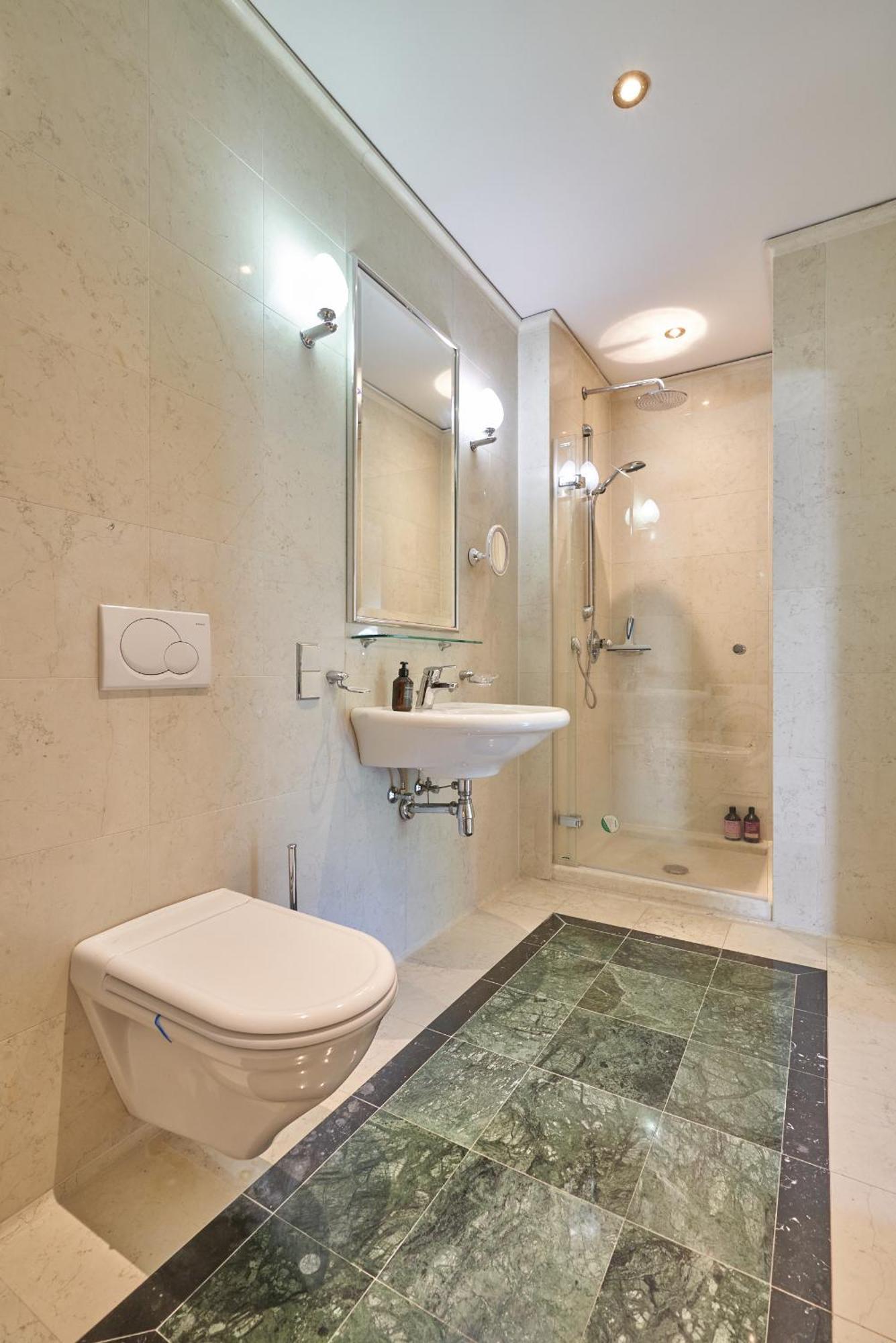 Big Apartment In Guesthouse Baden Luaran gambar